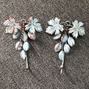 Metal Grape Kitchen Wall Hooks 2 Piece Set Lot Decorative Hardware